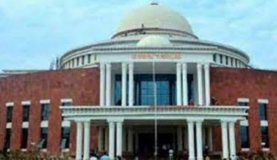  Bjp Creates Ruckus In J'khand Assembly, Demands Sacking Of State Advocate Genera-TeluguStop.com