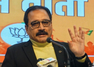  Bjp Demands Delhi Govt To Issue White Paper On Pollution-TeluguStop.com