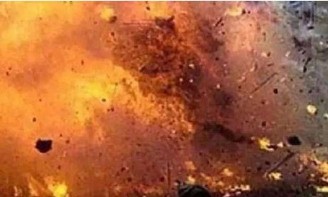  Explosion Near Hyderabad Lower Tank Bund-TeluguStop.com