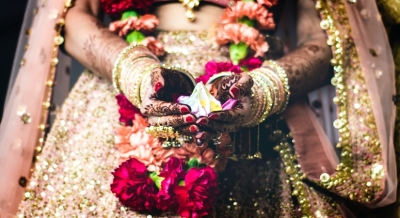  Bride Collapses, Dies On Stage In Lucknow-TeluguStop.com