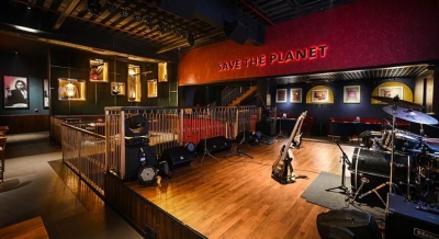  Bringing The Authentic Hard Rock Cafe Experience Back To The Capital-TeluguStop.com