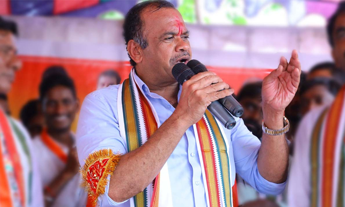  Congress Gives Shock To Komatireddy And Other Two Leaders Details, Congress Part-TeluguStop.com