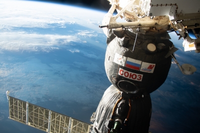  Damage Detected On Shell Of Russian Spacecraft Docked To Iss-TeluguStop.com