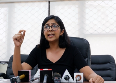  Dcw Issues Notice To Delhi Police Over Child Marriage, Abuse Of Girl-TeluguStop.com