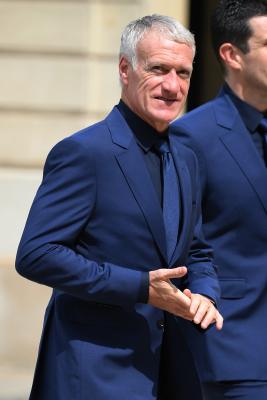  Fifa World Cup: Deschamps, Griezmann And Macron Celebrate French Qualification F-TeluguStop.com