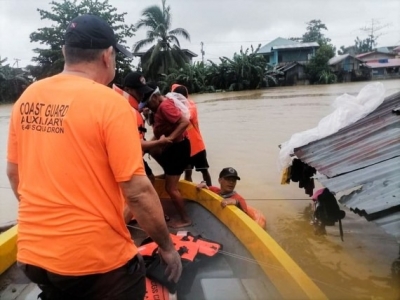  Flooding Deaths In Philippines Rise To 44-TeluguStop.com