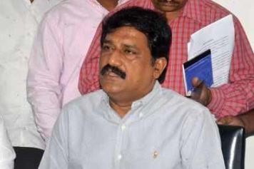  Mla Ganta Srinivasa Rao's Comments On Party Change-TeluguStop.com