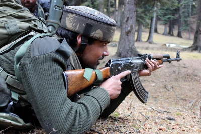  Gunfight Underway In Jammu-TeluguStop.com