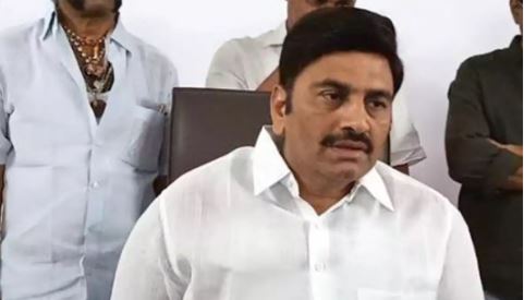  Ycp Rebel Mla Raghuramakrishna Raju's Sensational Comments-TeluguStop.com