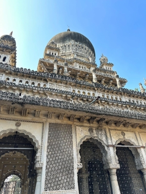  Hyderabad's Saidani-ma Tomb To Be Restored By Aga Khan Trust-TeluguStop.com