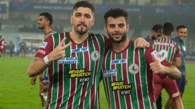  Isl: Hugo Boumous Nets Winner Against Former Club As Atk Mohun Bagan Down Fc Goa-TeluguStop.com