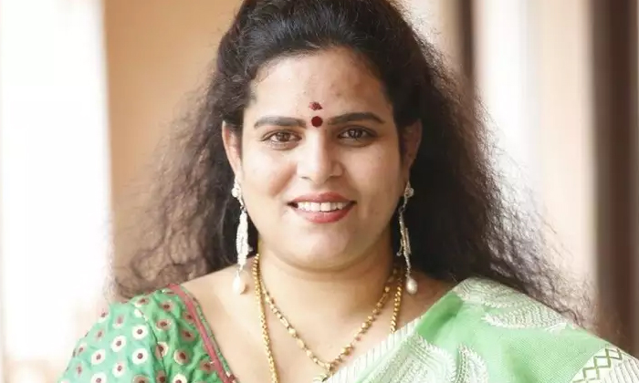 Telugu Biggboss, Emootional, Karate Kalyani, Tollywood, Vulgar-Movie