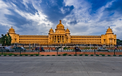  Karnataka Assembly Passes Bill Raising Sc/st Quota-TeluguStop.com