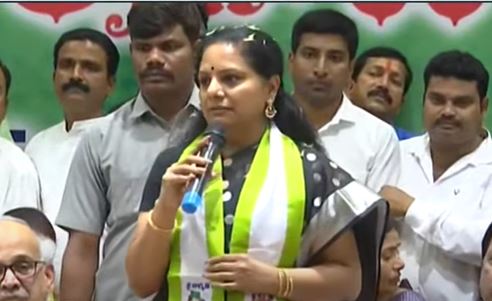  Attack If Questioned On Mistakes..: Key Comments Of Mlc Kavitha-TeluguStop.com