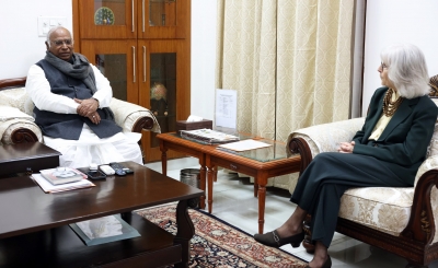 Kharge Meets Us Charge D'affaires Kharge Meets Us Charge D'affaires-TeluguStop.com