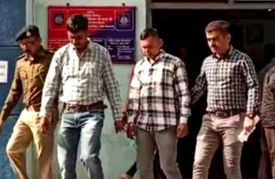  Man Administers Adulterated Blood To Ex-wife In Surat-TeluguStop.com