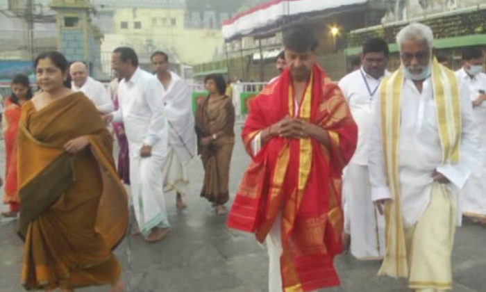  Minister Venugopala Krishna And Supreme Court Judges Darshans Tirumala Details,-TeluguStop.com