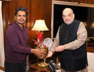  Nawazuddin Siddiqui Calls On Amit Shah-TeluguStop.com