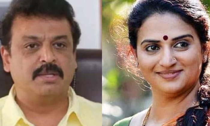  Pavitra Lokesh Senior Actor Naresh Once Again Complained On Social Media Trolls-TeluguStop.com