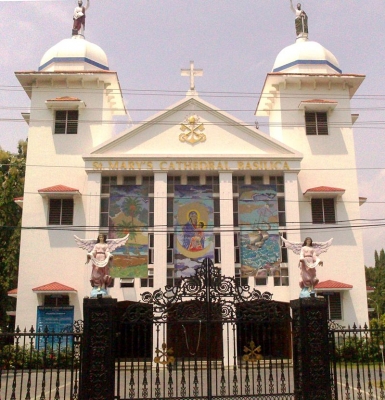  Quarrel Between Priests Leaves Kerala Cathedral Deserted On Xmas Eve, Day-TeluguStop.com