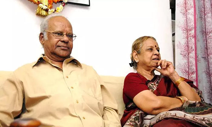  Raavi Kondala Rao Emotional About Wife Radha Kumari Details, Radha Kumar, Raavi-TeluguStop.com