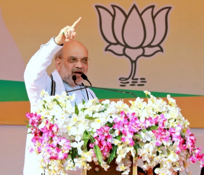  Rahul Gandhi Promises Change In Gujarat, Amit Shah Says Vote For A Bright Future-TeluguStop.com