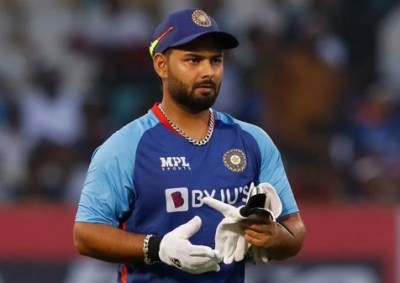  Rishabh Pant Is Smiling, And Fine Right Now; Confident Of His Recovery, Says Ddc-TeluguStop.com