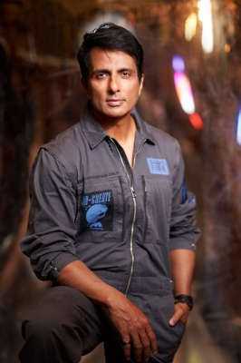  Sonu Sood-starrer Action Thriller 'fateh' To Go On Floors In 2023-TeluguStop.com