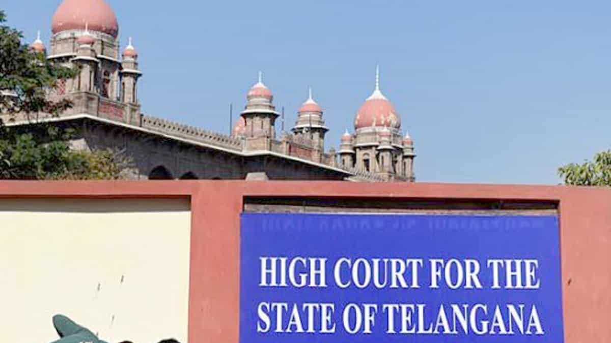  Sharmila Again To Telangana High Court On Padayatra-TeluguStop.com