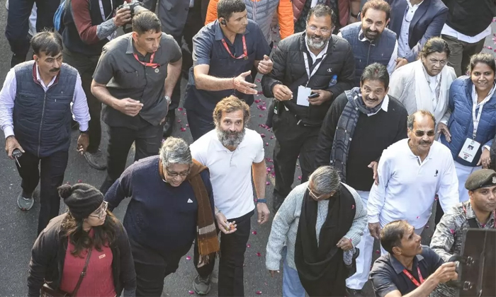 Threat To Rahul Gandhi Bharat Jodo Yatra Details, Rahul Jodo Yatra Attack, Rahul Threat To Rahul Gandhi Bharat Jodo Yatra Details, Rahul Jodo Yatra Attack, Rahul-TeluguStop.com