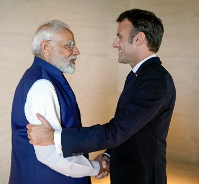  Trust My Friend Narendra Modi To Bring Us Together: French Prez Macron-TeluguStop.com