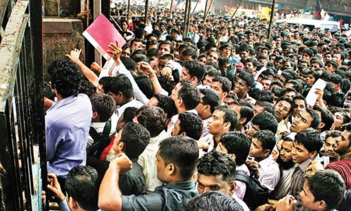  Jagan Created Unemployment Leading To Suicides In Ap , Suicides In Ap , Unemploy-TeluguStop.com