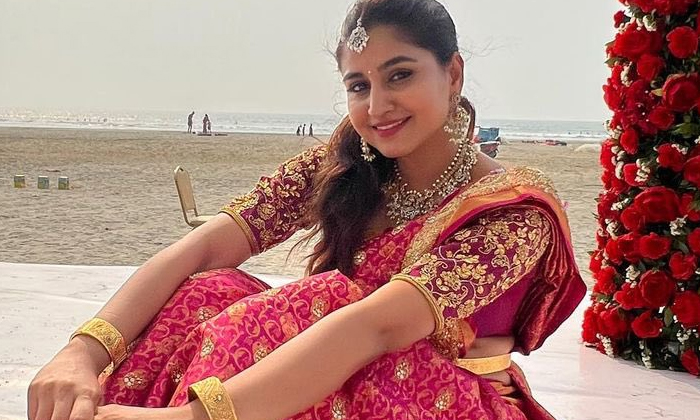 Varshini Dance In Mounika Reddy Marriage Details Here Goes Viral , Mounika Reddy Varshini Dance In Mounika Reddy Marriage Details Here Goes Viral , Mounika Reddy-TeluguStop.com