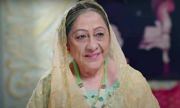 Actress Veena Kapoor Says Im Alive Files Fir Over Rumours Her Son Killed Her, Ve Actress Veena Kapoor Says Im Alive Files Fir Over Rumours Her Son Killed Her, Ve-TeluguStop.com