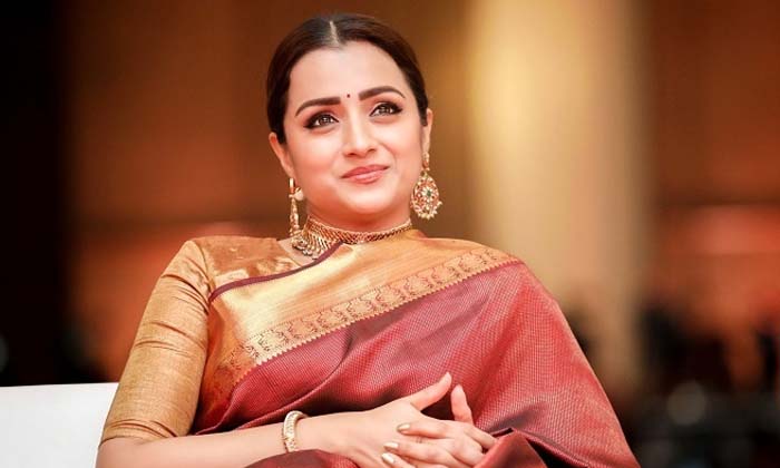  Trisha Latest Photos Viral In Social Media , Trisha Krishnan , Tollywood , Trish-TeluguStop.com