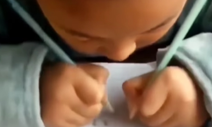  Viral: Netizens Are Totally Bowled Over By The Child's Talent How Is She Doing I-TeluguStop.com