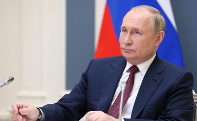  Vladimir Putin Fell Down The Stairs At His Home And Soiled Himself, Claims Repor-TeluguStop.com