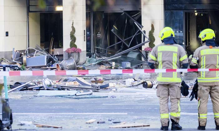 Telugu Aquarium, Aquarium Broken, Berlin, Dome Aquarium, Fish Aquarium, Worldsbi