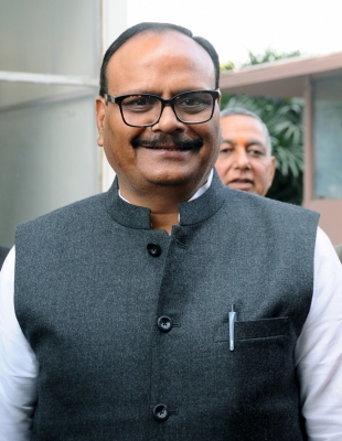 Yearend Interview: Up Prepared For New Covid Variant, All Facilities In Order: D Yearend Interview: Up Prepared For New Covid Variant, All Facilities In Order: D-TeluguStop.com