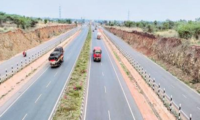 Bjp Is Doing Everything For Jagan, Jagan , Ap Cm Jagan, Ysrcp, Tdp, Janasena, T Bjp Is Doing Everything For Jagan, Jagan , Ap Cm Jagan, Ysrcp, Tdp, Janasena, T-TeluguStop.com