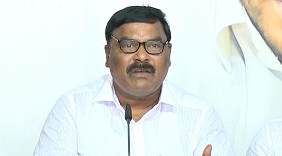  Minister Meruga Criticizes Chandrababu-TeluguStop.com