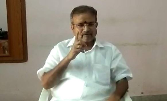 Supreme Court Postpones Erra Gangireddy's Bail Cancellation Supreme Court Postpones Erra Gangireddy's Bail Cancellation-TeluguStop.com