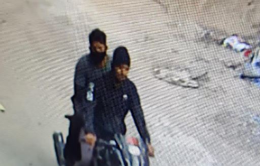  Hyderabad Police Hunt For Chain Snatchers-TeluguStop.com