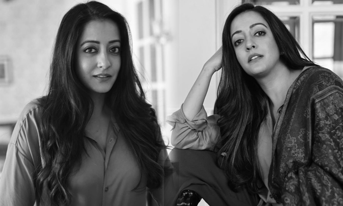 Actress Raima Sen Shows Us How To Pose For A Perfect Pout-telugu Actress Photos Actress Raima Sen Shows Us How To Pose F High Resolution Photo