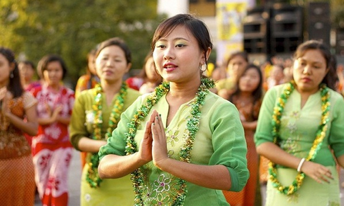 Telugu Bangladesh, Combodia, Makar Sankranti, Moha Sankran, Myanmar, Nepal, Pong