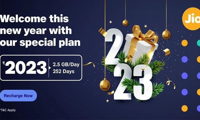  Jio Happy New Year 2023 Offer 2 5 Gb Data With Unlimited Calling-TeluguStop.com