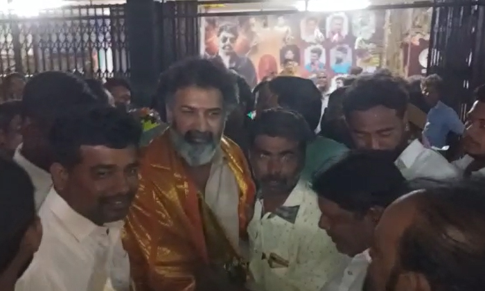  Movie Actor Tarakaratna Made Noise In Hindupuram Of Sri Sathyasai District , Sri-TeluguStop.com