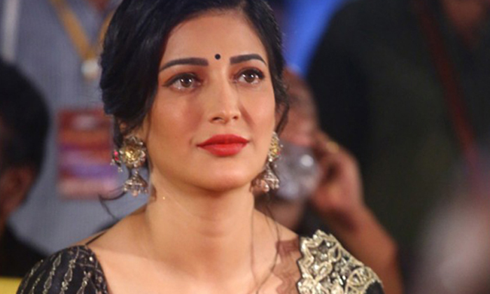 Shruthi Hassan Special Attaction Veera Simha Reddy Event , Shruthi Hassan, Event Shruthi Hassan Special Attaction Veera Simha Reddy Event , Shruthi Hassan, Event-TeluguStop.com