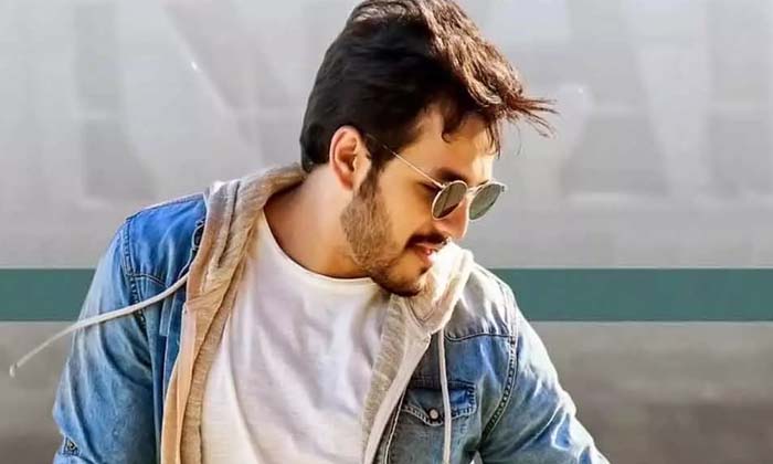 Telugu Akhil, Amala, Vikram Kumar, Nagarjuna, Sisindri, Tollywood-Movie