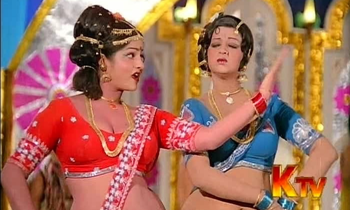  Why Was There Such A Fight Between Jyoti Lakshmi And Jaya Malini Details, Jyoti-TeluguStop.com